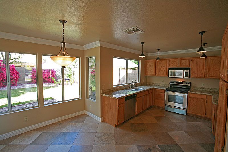 Look what you can pick up in foreclosure now 212k in Glendale